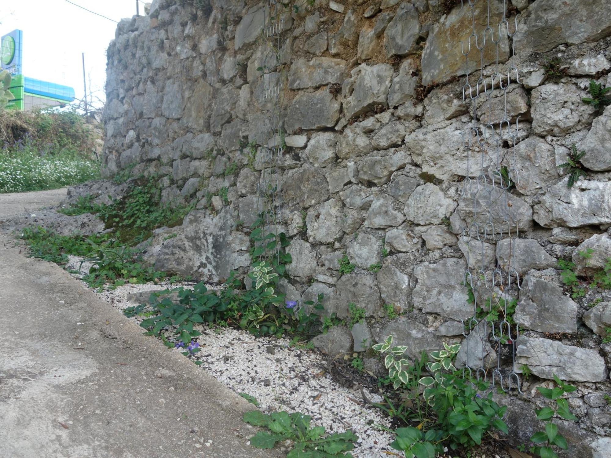 Guesthouse Near The Castle Of Himare Exterior photo